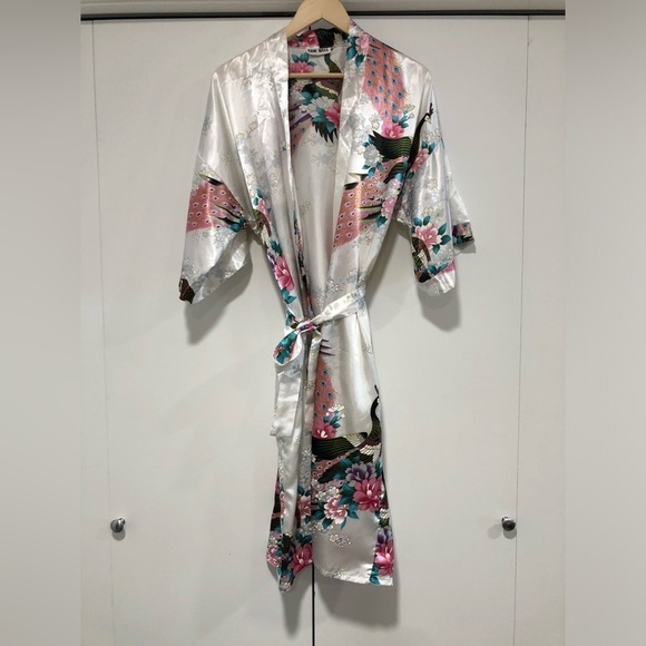 Sam Well Other - Sam Well Floral Satin Kimono Robe peacock floral flowers romantic night bath